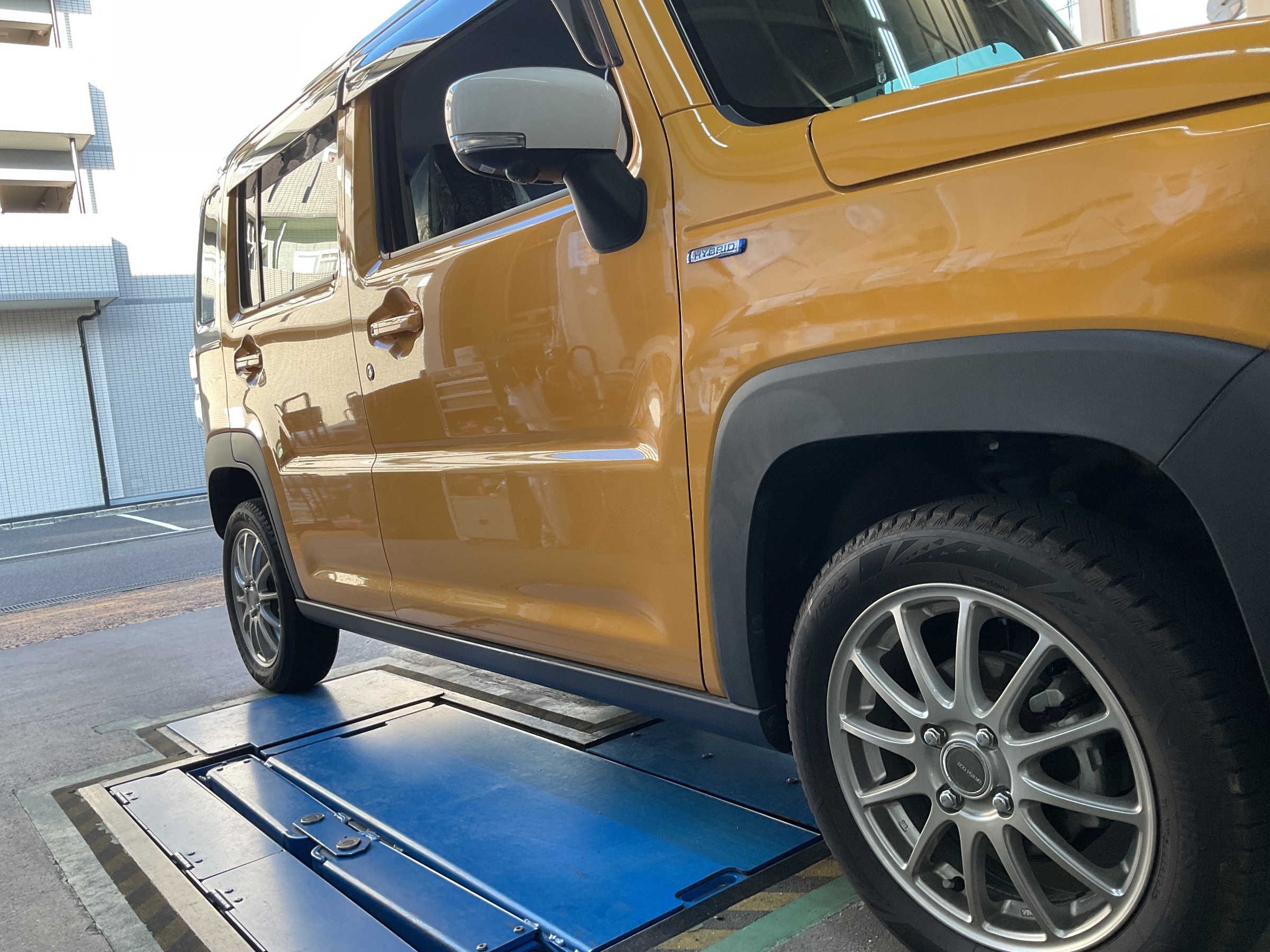 タイヤ館三原　タイヤ交換