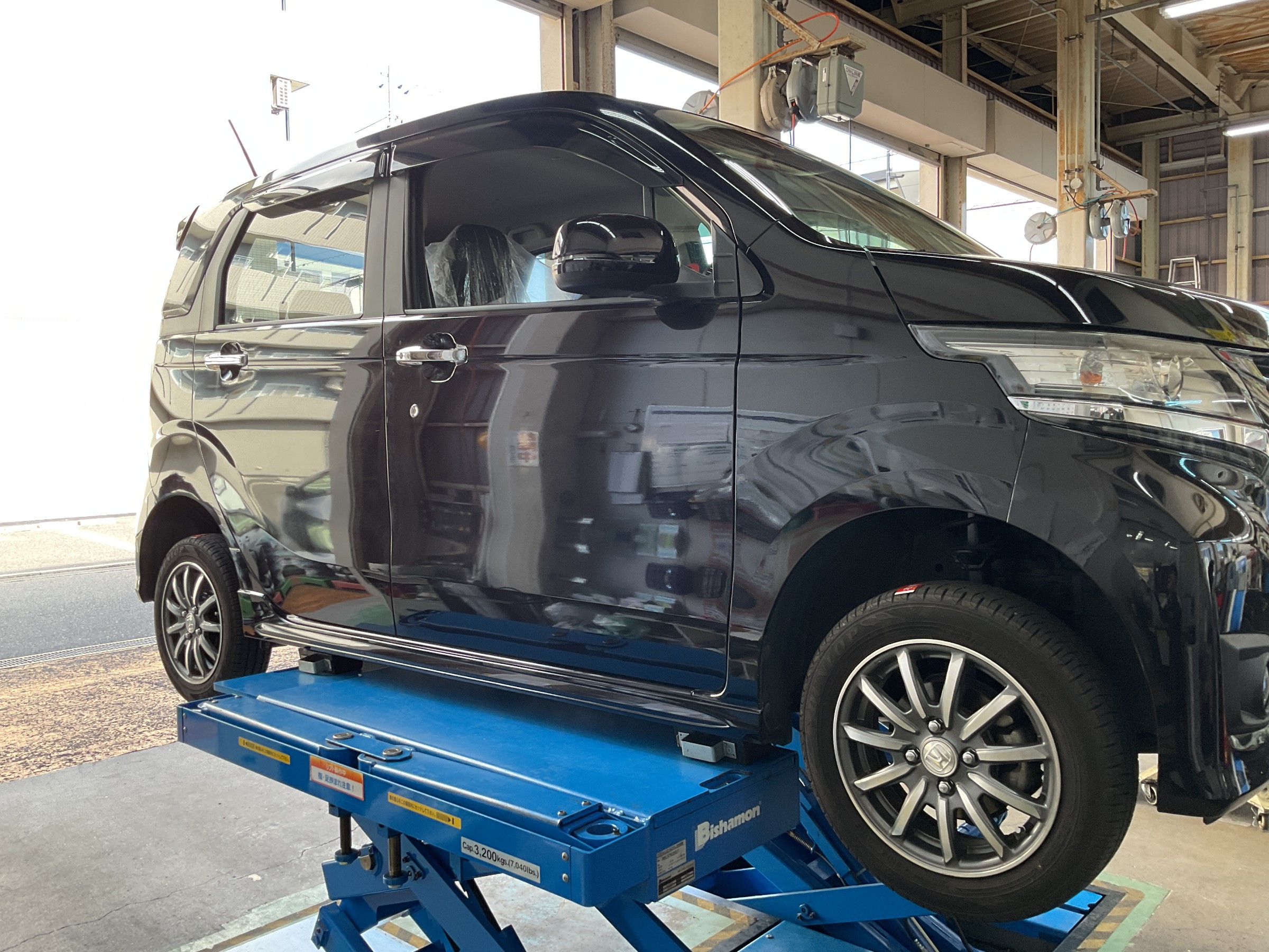 タイヤ館三原　タイヤ交換