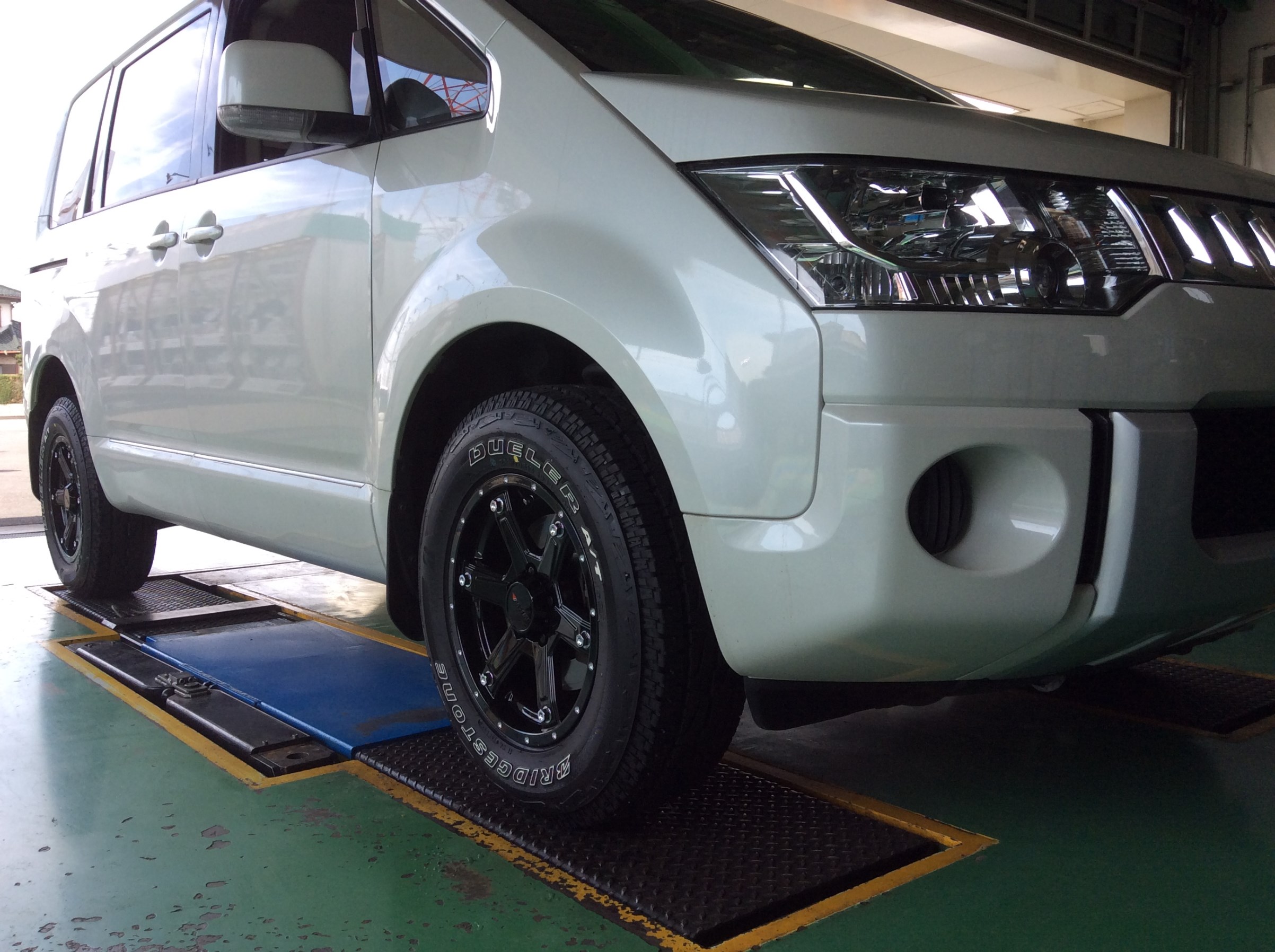 デリカD5 MKW MK-56 16インチ 225/70R16 ATタイヤ デリカD5 MKW MK-56 16インチ 225/70R16 ATタイヤ - メルカリ