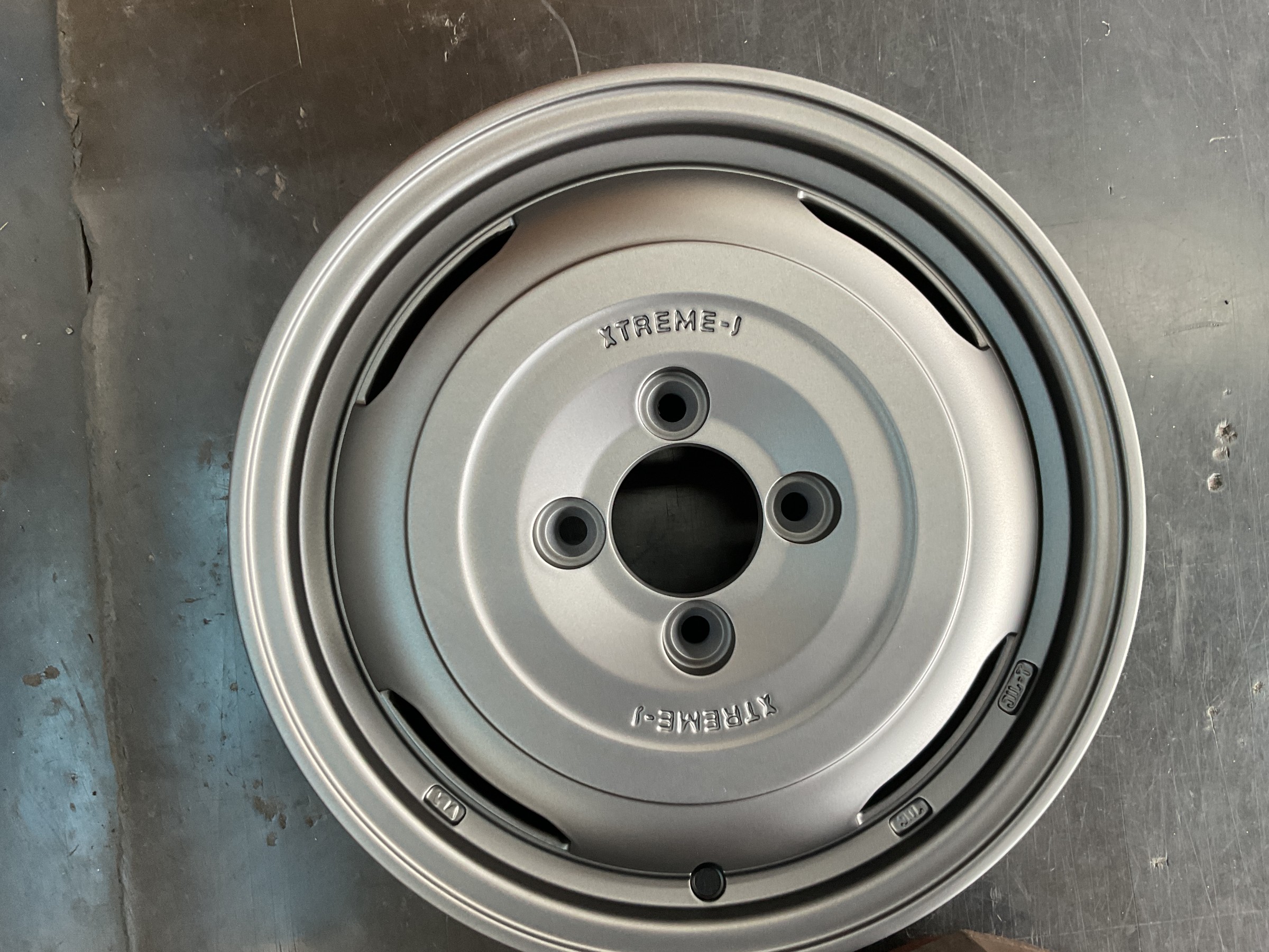 タイヤ館三原　タイヤ交換