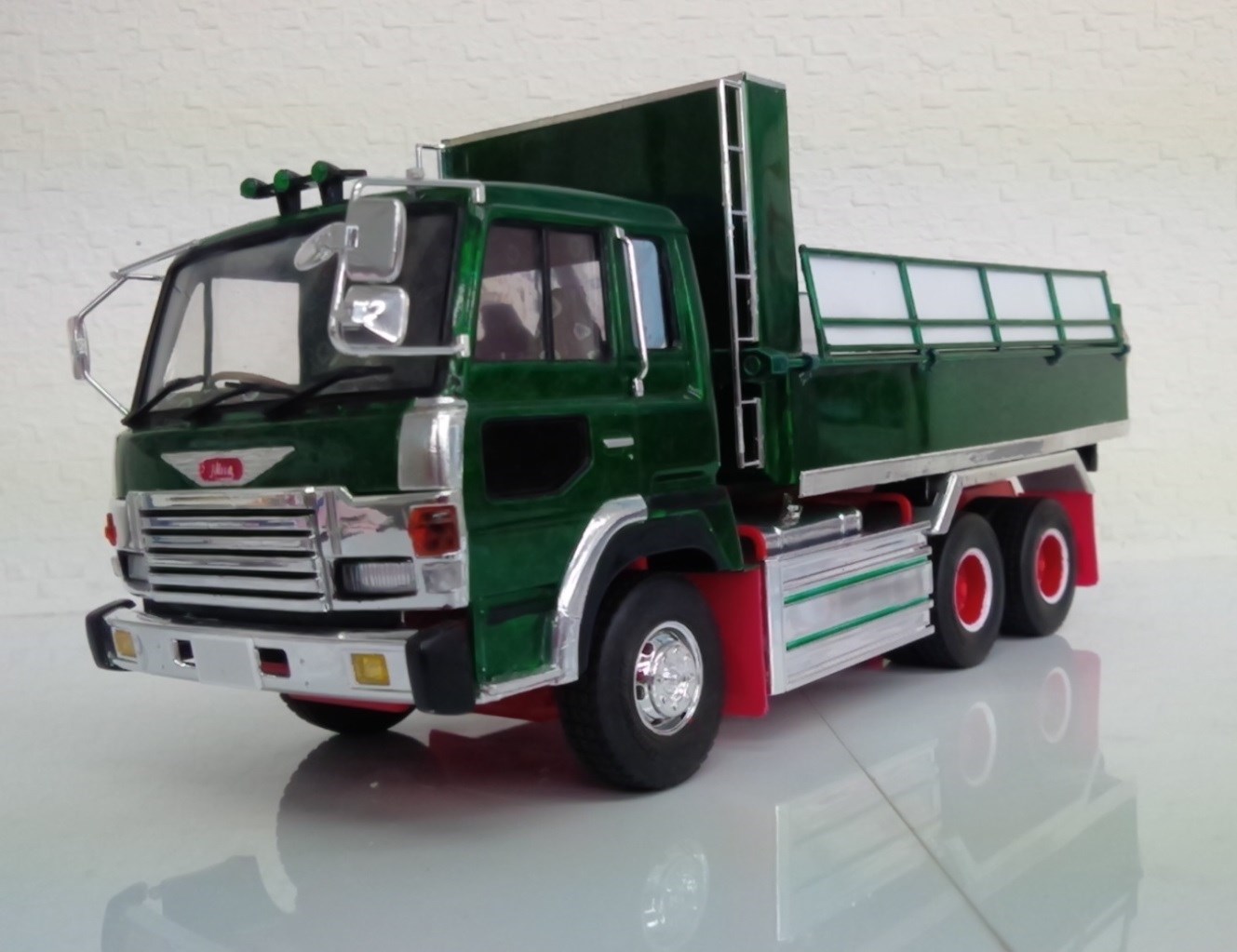 ザ・グレート ダンプ のプラモデル ( ಠωಠ) | 店舗おススメ情報