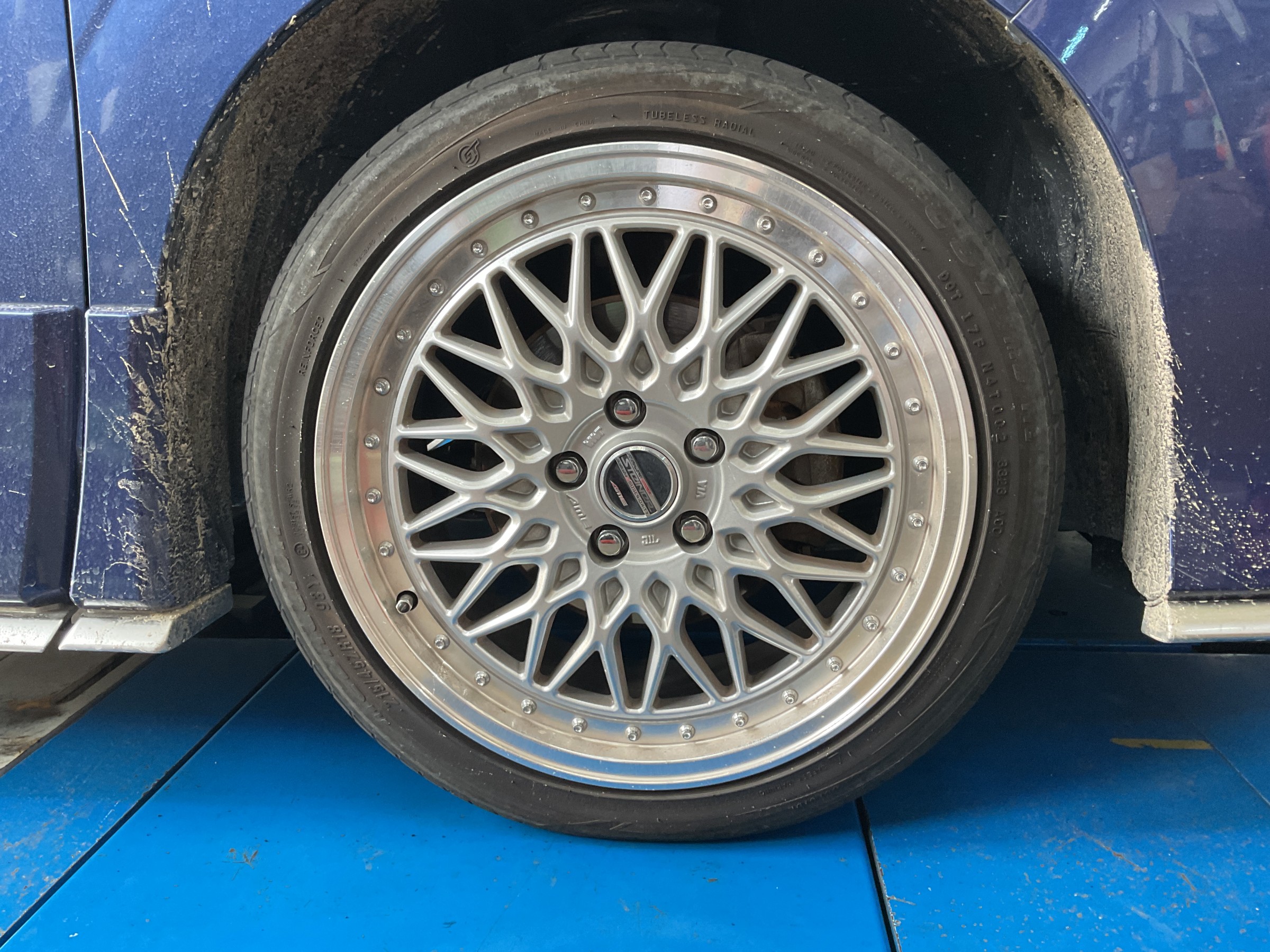 タイヤ館三原　タイヤ交換