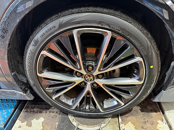 【引取】DUNLOP プリウスから外したタイヤ トヨタ 60プリウス】新品タイヤ交換 レグノGR-XⅢ 195/50R19