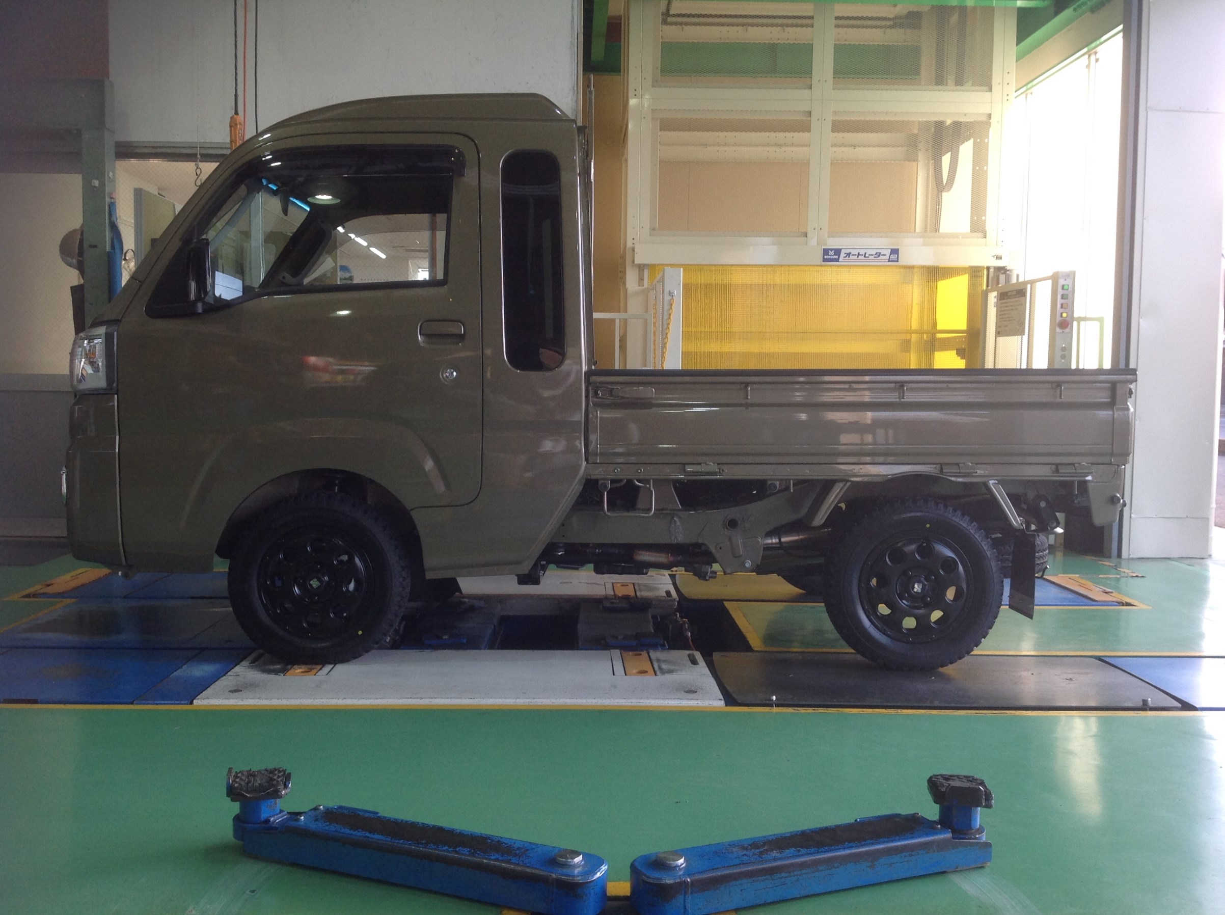 ジャンパリポ 新品 ホイール交換 ダイハツ ハイゼットジャンボ ザインSS 12