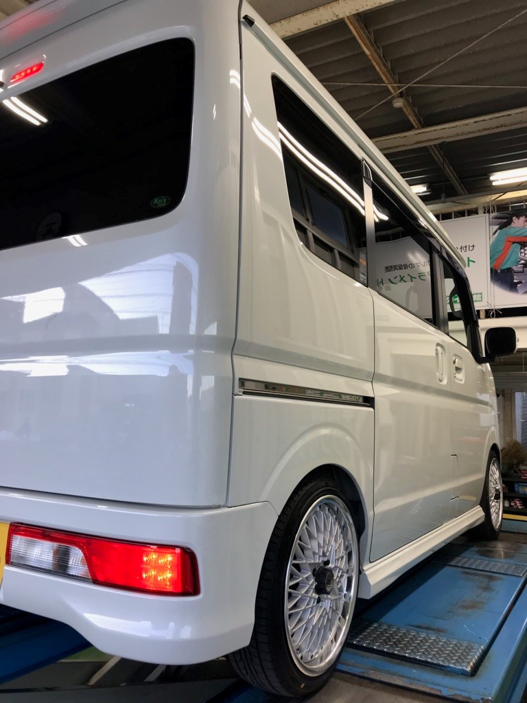 日産NV100 クリッパーリオ（DA17W） SSR フォーミュラーメッシュ １６