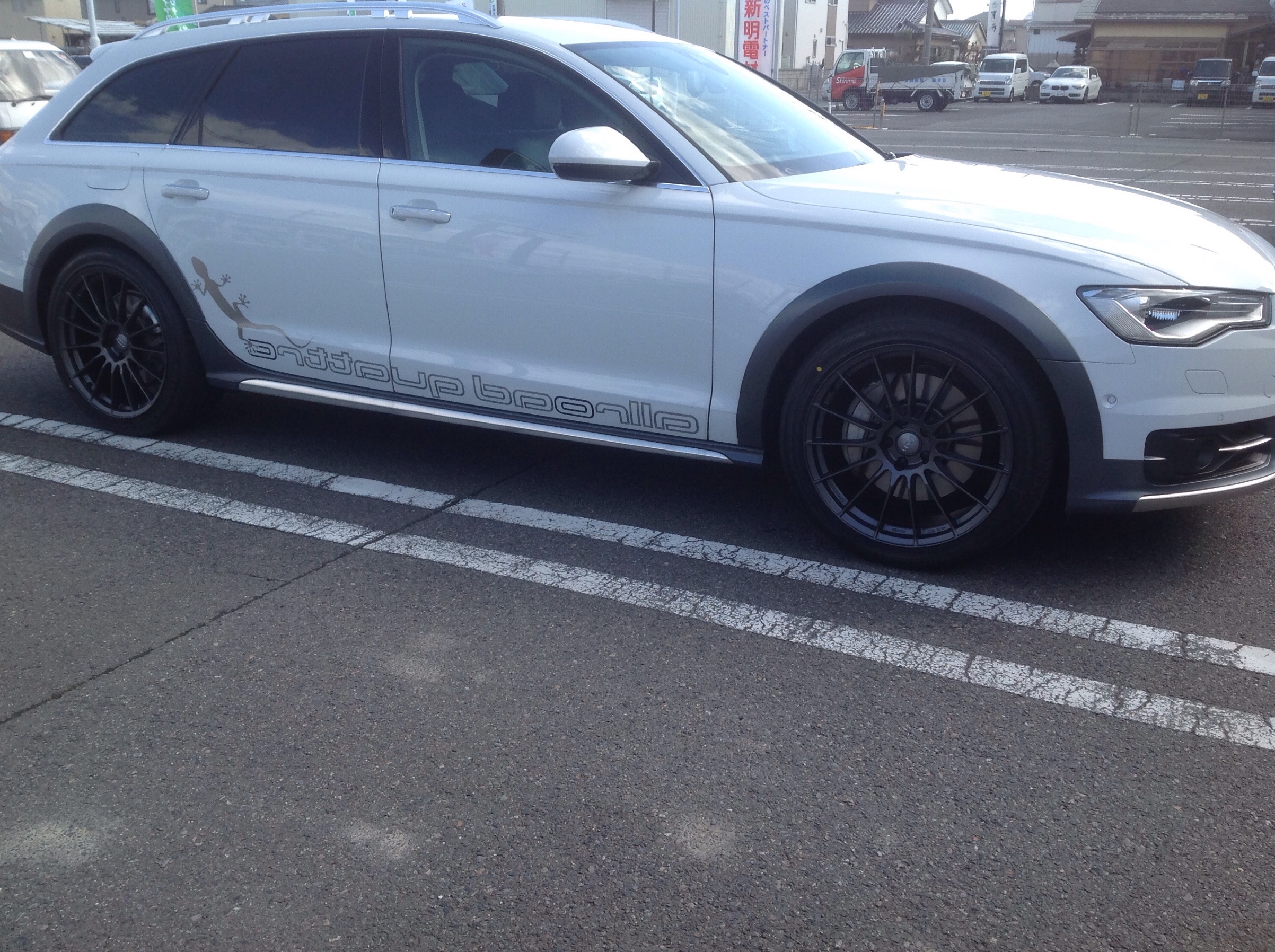 アウディ A6オールロードクワトロ C6,4F系 対応 245 A1196 40R19 19