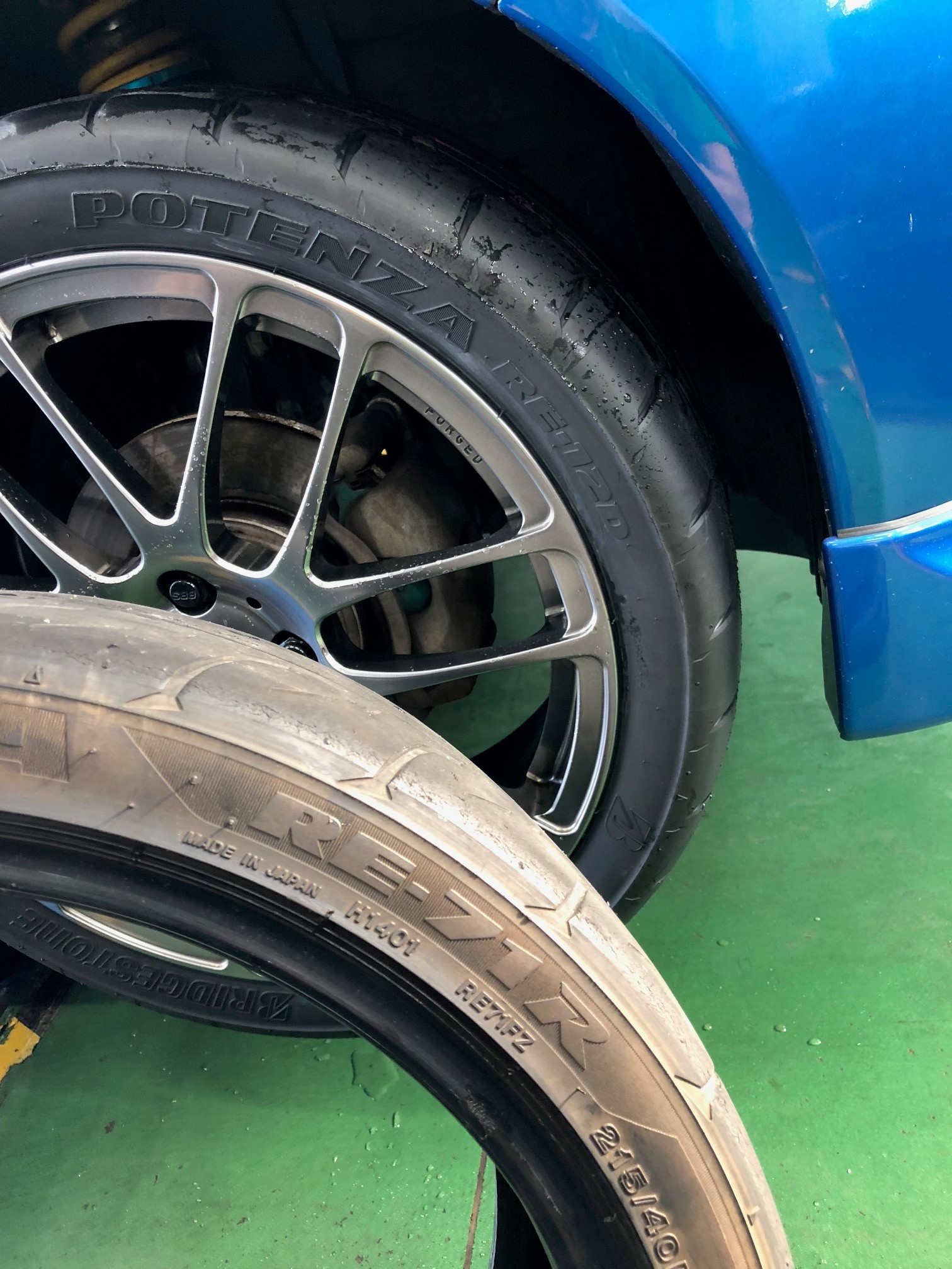 ポテンザ Re 12d 装着 日産 マーチ サービス事例 タイヤ館 多摩境 タイヤからはじまる トータルカーメンテナンス タイヤ 館グループ