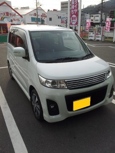AZワゴン フロントグリル交換 | 店舗おススメ情報 | タイヤ館