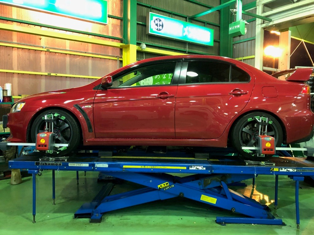 三菱 ランサーエボリューションX ブリッツ車高調 レイズ57CR