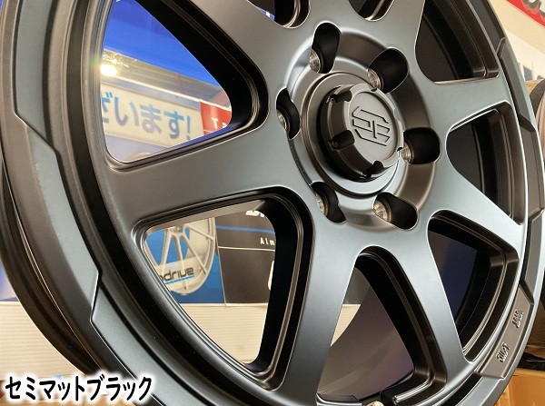 スタッフが撮影加工した画像