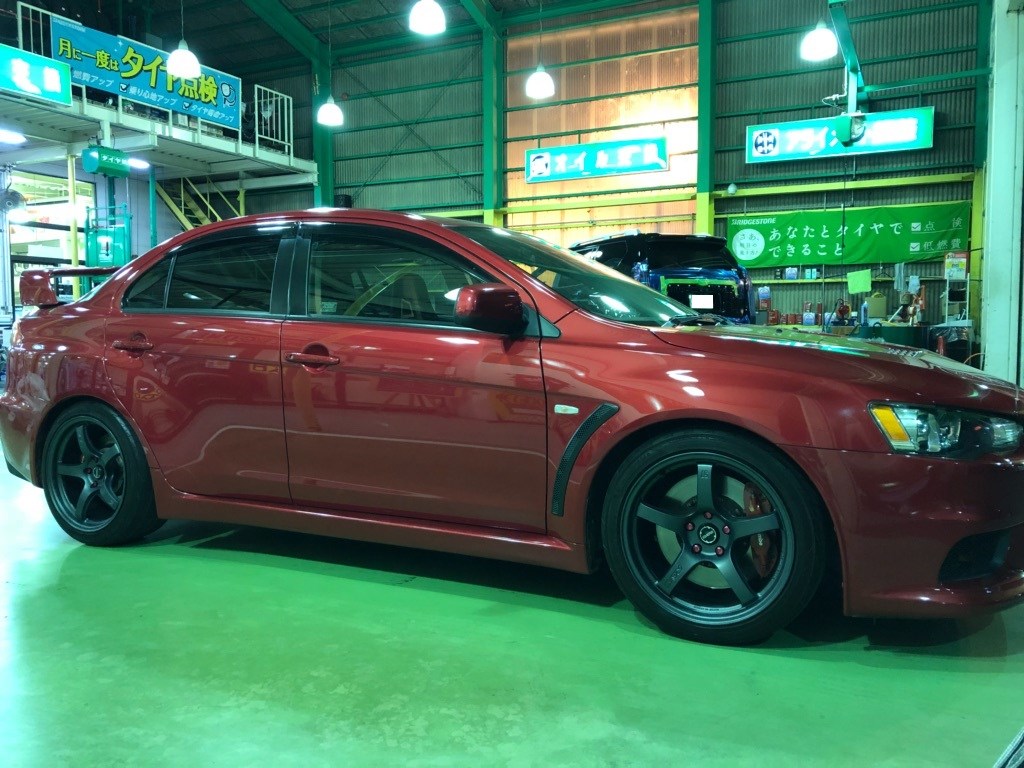三菱 ランサーエボリューションX ブリッツ車高調 レイズ57CR