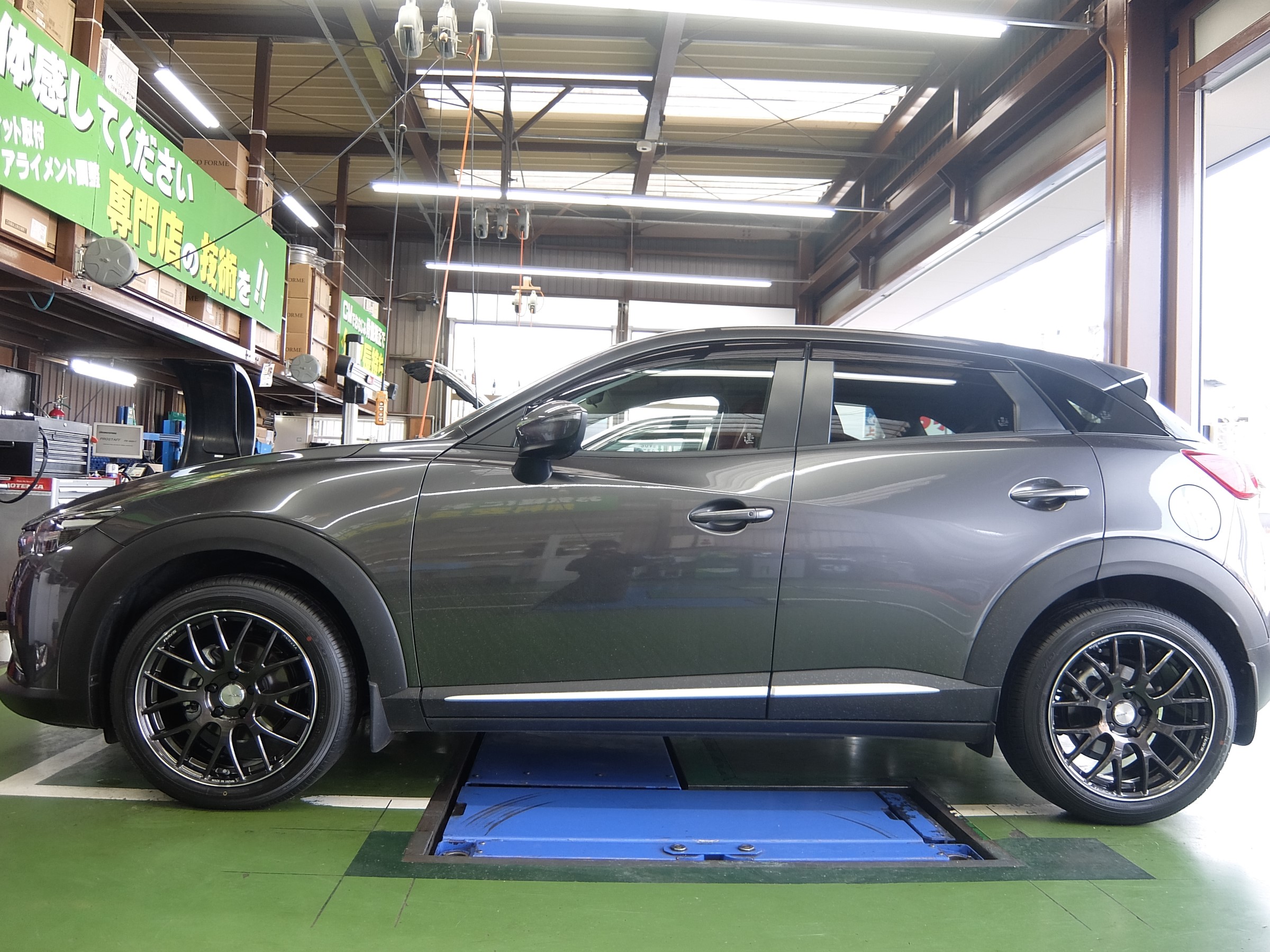 マツダ ｃｘ 3 アルミホイール取付け マツダ Cx 3 ホイール タイヤ ホイール関連 タイヤ ホイール交換 サービス事例 タイヤ館 うしく上柏田 茨城県のタイヤ カー用品ショップ タイヤからはじまる トータルカーメンテナンス タイヤ館グループ