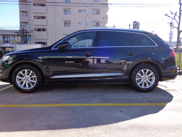 アウディのQ7にスタッドレスセットを取り付けさせていただきました 