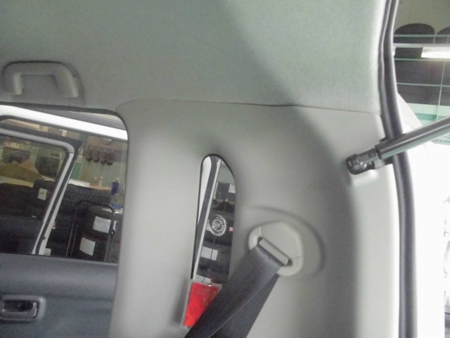 ムーブコンテ リアスピーカーお取り付け ダイハツ ムーヴコンテ Av ナビ機器 カー用品取付 Av商品取付 サービス事例 タイヤ館 東大阪 大阪府 和歌山県のタイヤからはじまる トータルカーメンテナンス タイヤ館グループ