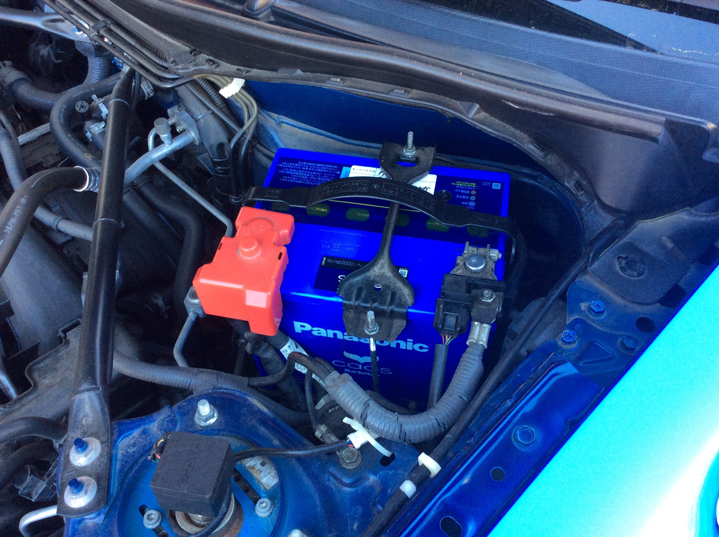 ｂｒｚ ｚｃ６ バッテリー交換 スバル Brz メンテナンス商品 パーツ取付 各種用品取付 日立大みか店作業事例 タイヤ館 日立 大みか 茨城県のタイヤ カー用品ショップ タイヤからはじまる トータルカーメンテナンス タイヤ館グループ