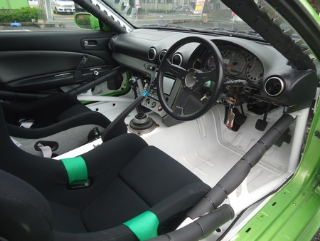 S15 シルビア アライメント調整 サービス事例 タイヤ館 西荻窪 東京都のタイヤ カー用品ショップ タイヤからはじまる トータルカーメンテナンス タイヤ館グループ
