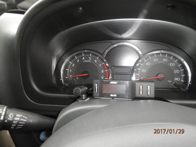 ブーストコントローラー スズキ ジムニー その他 パーツ取付 各種用品取付 サービス事例 タイヤ館 古国府 タイヤからはじまる トータルカーメンテナンス タイヤ館グループ