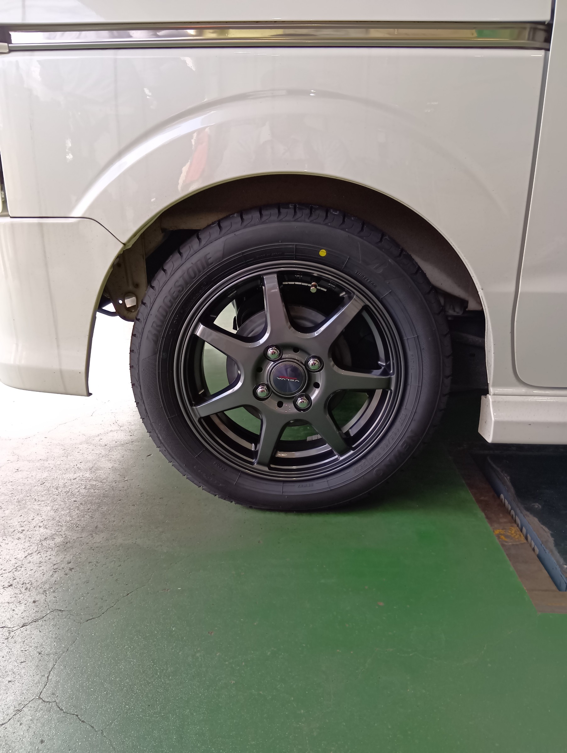 SUZUKI エブリイワゴン(DA17W) ホイール・タイヤセット編(^^) | 店舗お