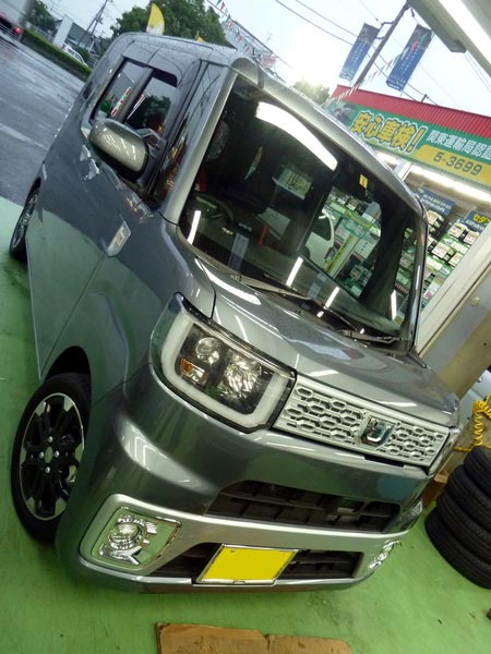 あんちゃん ウェイクだよ ダイハツ ウェイクのホーンを交換しました サービス事例 タイヤ館 阿見 茨城県のタイヤ カー用品ショップ タイヤからはじまる トータルカーメンテナンス タイヤ館グループ