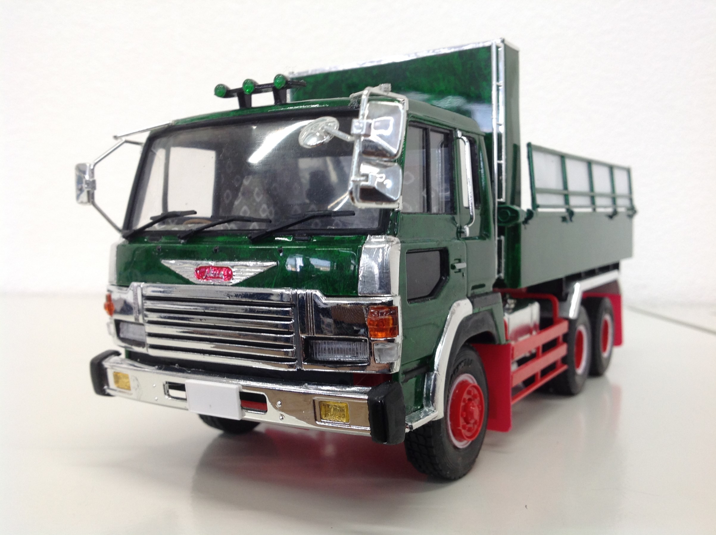 アオシマデコトラ日野スーパードルフィントレーラー完成品｜Yahoo!フリマ（旧PayPayフリマ）