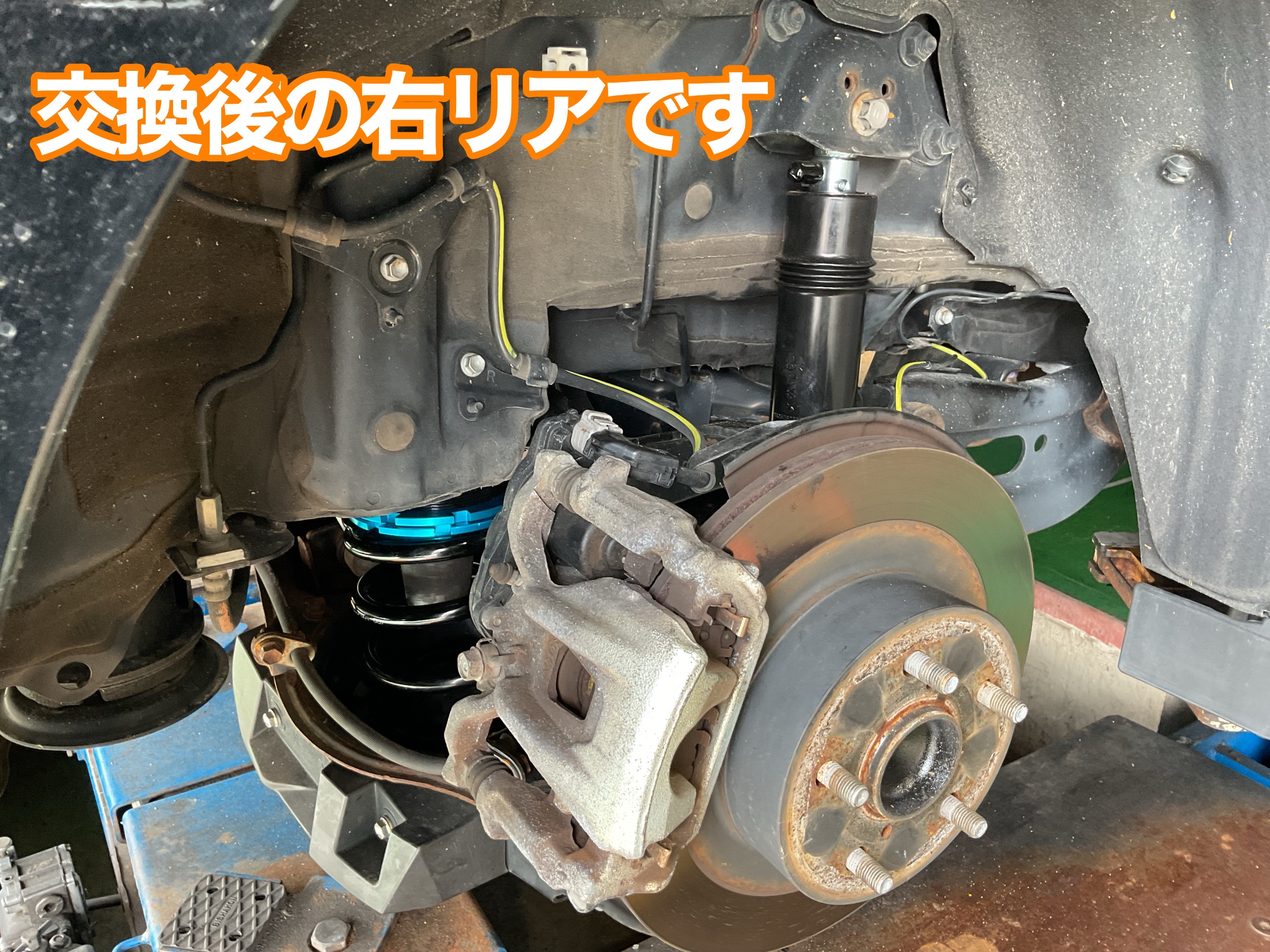 30アルファード　足回り交換