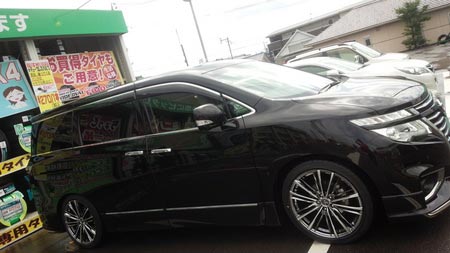 E52 日産：エルグランドの20インチ | 店舗おススメ情報 | タイヤ