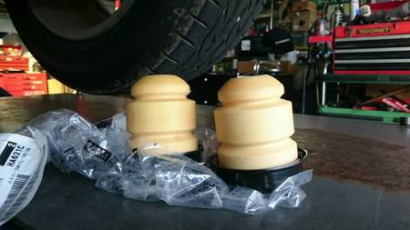 マツダ MPV LY3P リヤバンプストッパー TD11-28-1A0 2個 ♪ MPV