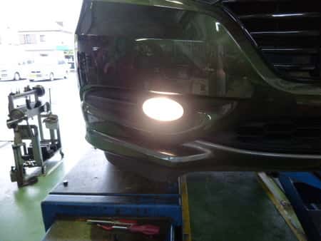 Honda ヴェゼル フォグランプ交換 サービス事例 タイヤ館 西船橋 千葉県のタイヤ カー用品ショップ タイヤからはじまる トータルカーメンテナンス タイヤ館グループ