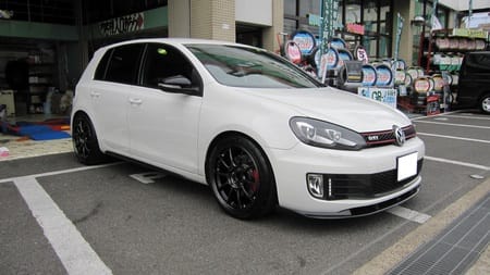 ゴルフ6 ＧＴＩにホイル装着 | フォルクスワーゲン ゴルフ6 GTI