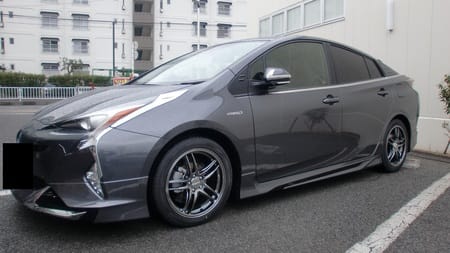 50系プリウス 車高調交換！ | サービス事例 | タイヤ館 平塚 | 神奈川