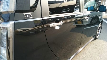 サイドデカールラインでおしゃれに サービス事例 タイヤ館 太宰府 タイヤからはじまる トータルカーメンテナンス タイヤ館グループ