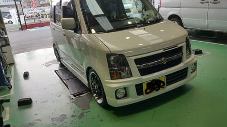ワゴンr Mh22s 16インチアップ 深リム 装着 艸 取り付け 施工事例集 タイヤ館 福岡西 タイヤからはじまる トータルカーメンテナンス タイヤ館グループ