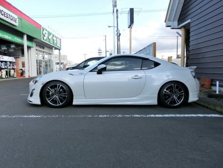 ８６ 車高調取付 トヨタ 86 その他 パーツ取付 サスペンション取付 サービス事例 タイヤ館 大河原 宮城県のタイヤ カー用品ショップ タイヤからはじまる トータルカーメンテナンス タイヤ館グループ