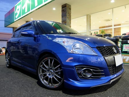 ZC32S スズキ・スイフトスポーツ】車高調取付けでご来店です ZC32S スズキ・スイフトスポーツ】車高調取付けでご来店です