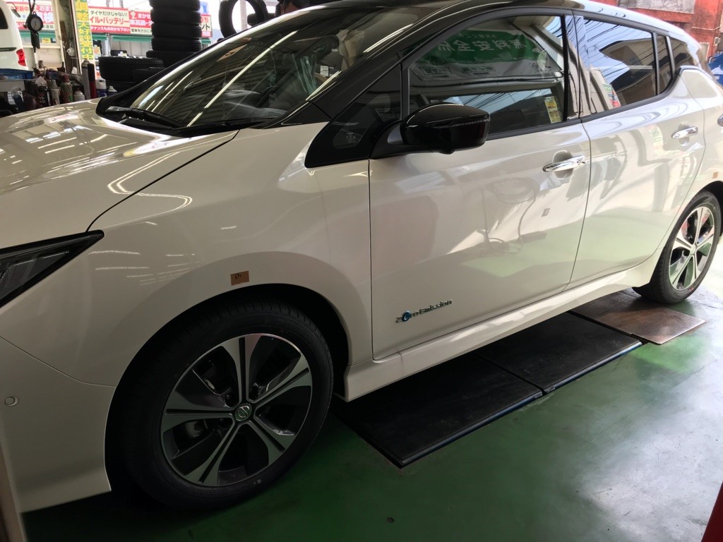 新型リーフ（ZE1） RS☆R Ti2000ダウン 取付 | 店舗おススメ情報
