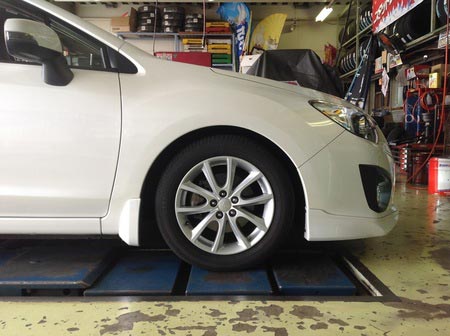 インプレッサスポーツ Gp7 ローダウンスプリング交換の巻 スタッフ日記 タイヤ館 堺 大阪府 和歌山県のタイヤからはじまる トータルカーメンテナンス タイヤ館グループ