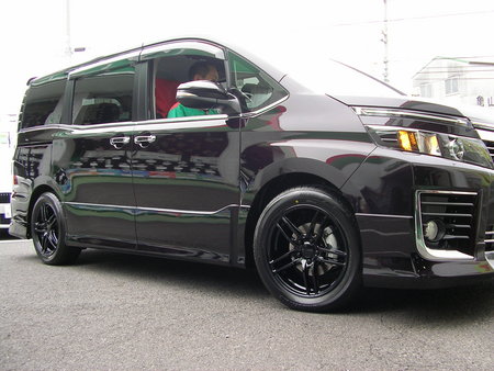 ホイールセット18インチ 8.5J（シルバー／ガンメタ／ブラック