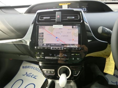 新型ﾌﾟﾘｳｽ アルパインナビ 取り付け トヨタ プリウス Av ナビ機器 カー用品取付 Av商品取付 サービス事例 タイヤ館 大河原 宮城県のタイヤ カー用品ショップ タイヤからはじまる トータルカーメンテナンス タイヤ館グループ