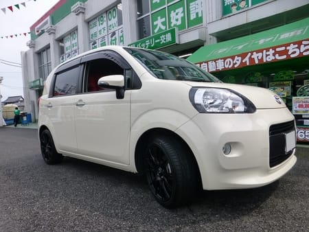 ポルテに履いてたホイールです。 - 自動車タイヤ/ホイール
