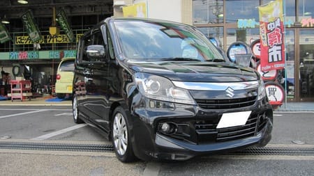 ソリオに車高調の取付 スズキ その他 パーツ取付 足回り関係取付 サービス事例 タイヤ館 奈良 奈良県のタイヤ カー用品ショップ タイヤからはじまる トータルカーメンテナンス タイヤ館グループ