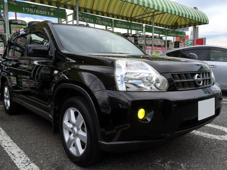 10年乗った日産エクストレイルを新車のように復活 塗装＆ヘッド