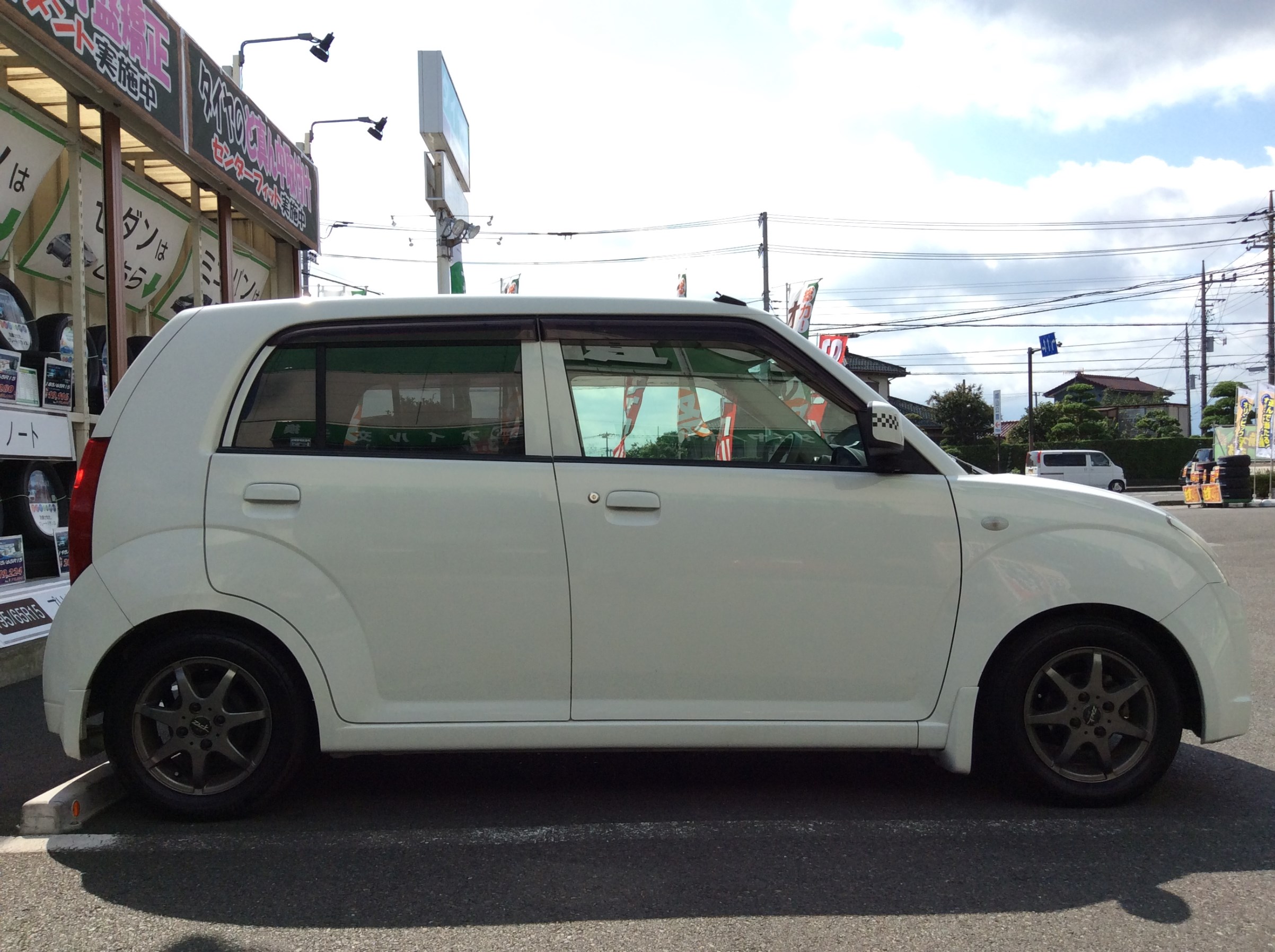 日産ピノ　車高調　車検6年10月23日 日産ピノ 車高調 車検6年10月23日