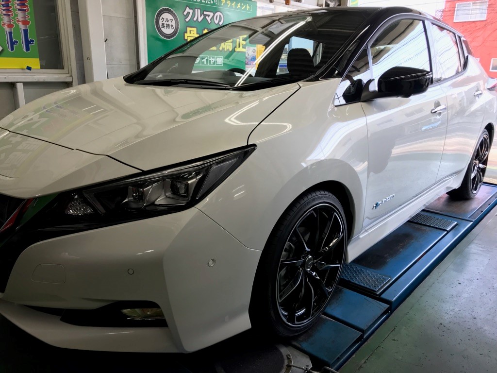 新型リーフ（ZE1） レオニス グレイラアルファ 19インチ 取付 | 店舗お