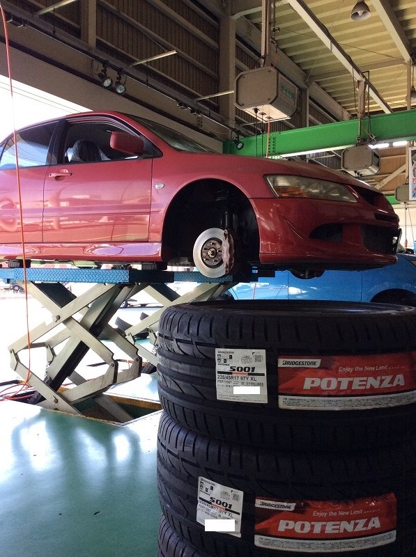 三菱　ランサー