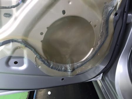 Ha36s アルトワークス リアスピーカー取付け スズキ アルトワークス4wd Av ナビ機器 カー用品取付 Av商品取付 サービス事例 タイヤ館 土浦北インター 茨城県のタイヤ カー用品ショップ タイヤからはじまる トータルカーメンテナンス タイヤ館グループ