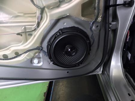 Ha36s アルトワークス リアスピーカー取付け スズキ アルトワークス4wd Av ナビ機器 カー用品取付 Av商品取付 サービス事例 タイヤ館 土浦北インター 茨城県のタイヤ カー用品ショップ タイヤからはじまる トータルカーメンテナンス タイヤ館グループ