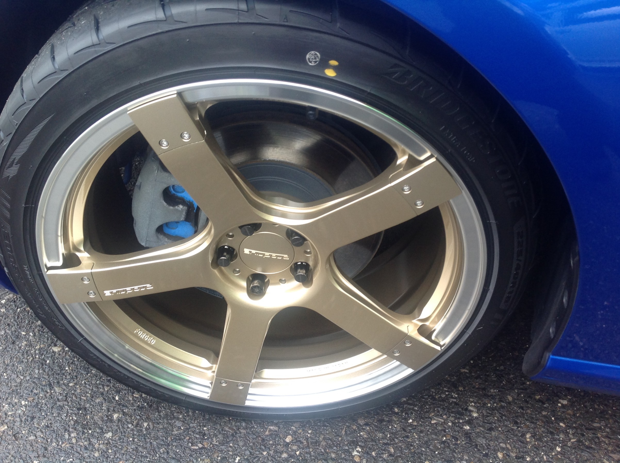 プロドライブGC-05N 18x8.5J 鍛造スバルWRX レヴォーグ