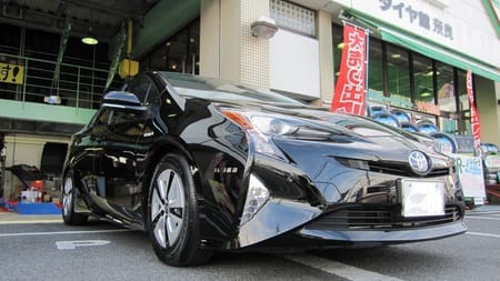50系プリウス 車高調の取付け トヨタ プリウス その他 パーツ取付 サスペンション取付 サービス事例 タイヤ館 奈良 奈良県のタイヤ カー用品ショップ タイヤからはじまる トータルカーメンテナンス タイヤ館グループ
