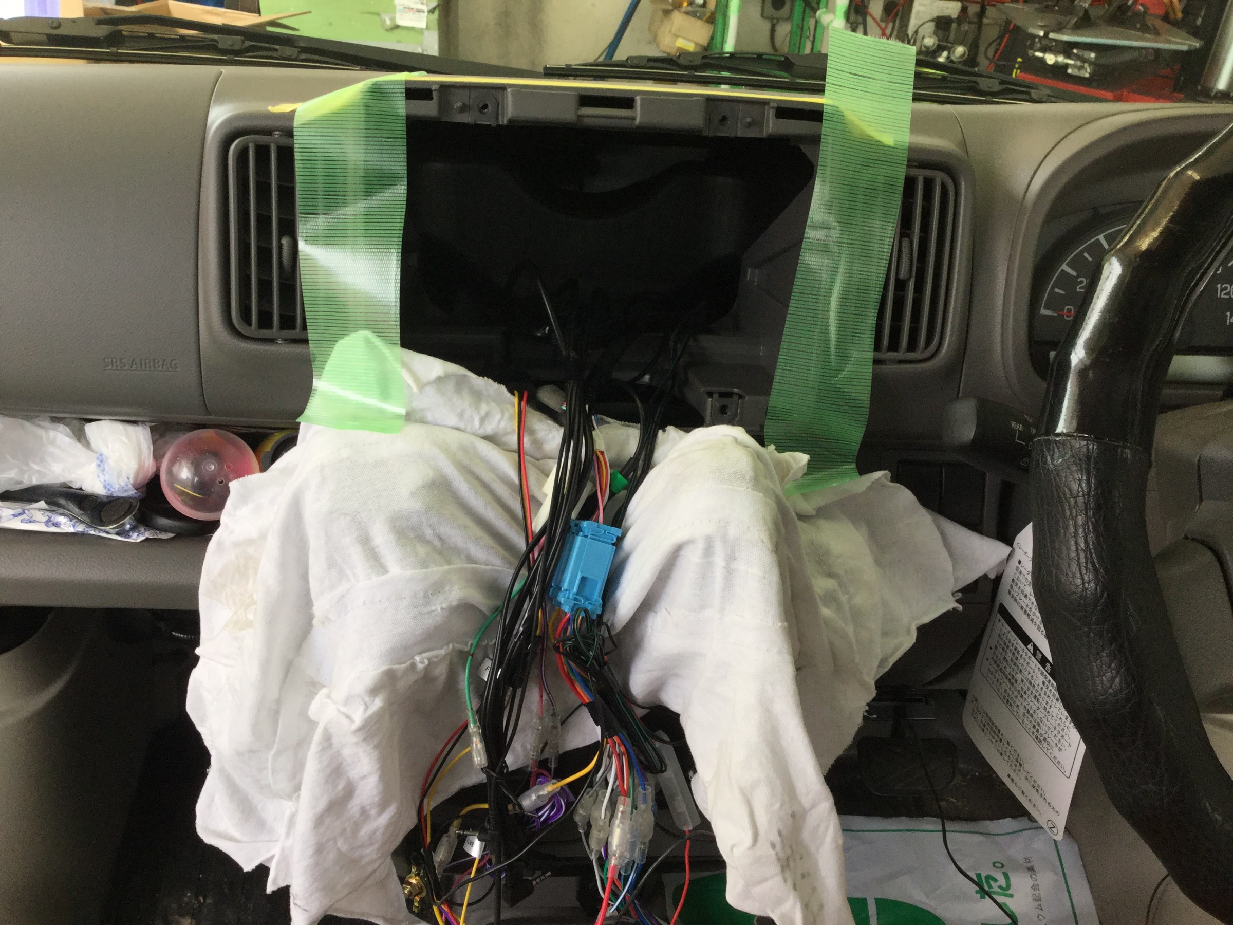 スクラム ナビゲーション取付け マツダ スクラム Av ナビ機器 カー用品取付 Av商品取付 サービス事例 タイヤ館 北山 京都府 滋賀県のタイヤからはじまる トータルカーメンテナンス タイヤ館グループ