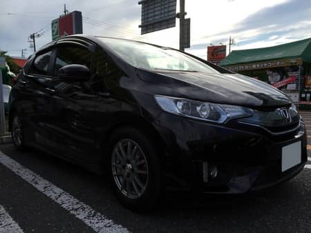 ホンダ フィットハイブリッド Dba Gp6 ブレーキパッド ローター交換です サービス事例 タイヤ館 土浦北インター 茨城県のタイヤ カー用品ショップ タイヤからはじまる トータルカーメンテナンス タイヤ館グループ